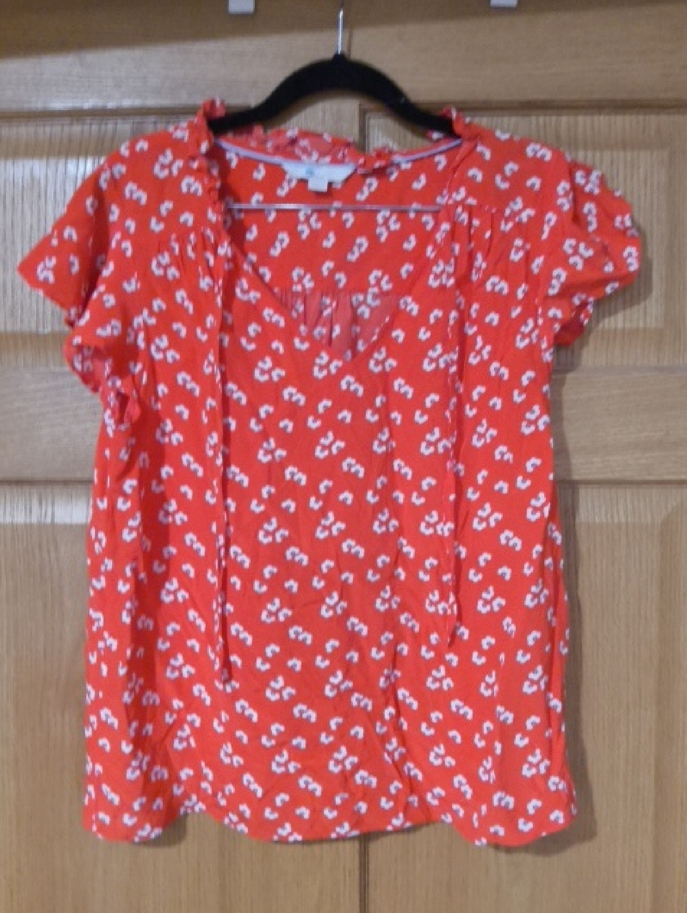 Boden Red Floral Tie-Neck Short Sleeve Blouse